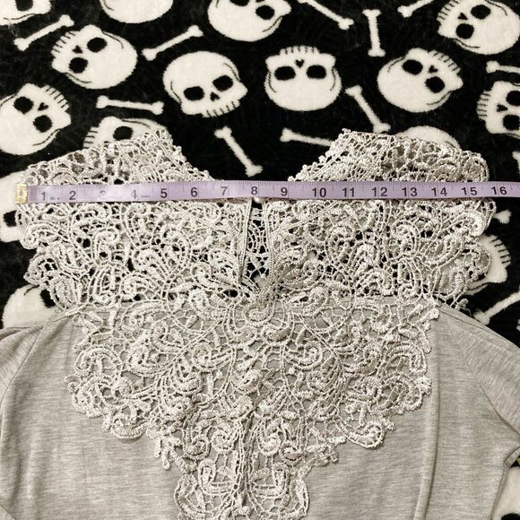 YOINS Heathered grey cold-shoulder lace top ~ SMALL MEDIUM peak-a-boo shirt - Picture 12 of 14